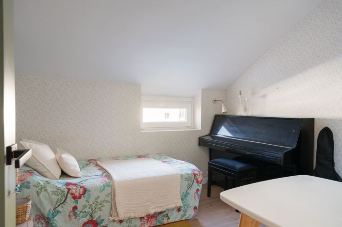 Image No.19-7 Bed House for sale