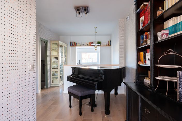 Image No.8-7 Bed House for sale