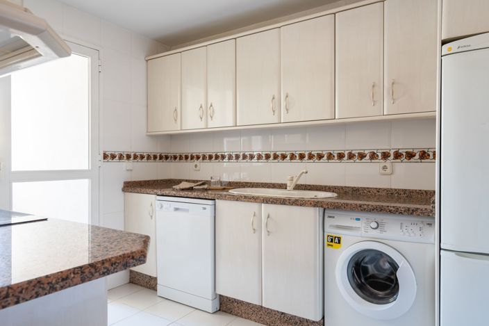 Image No.14-2 Bed Apartment for sale