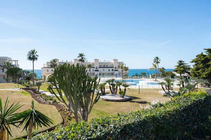 Image No.21-2 Bed Apartment for sale