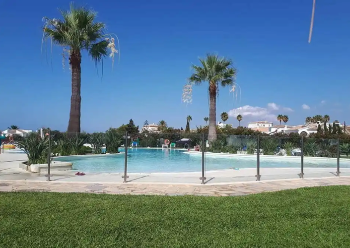 Image No.22-2 Bed Apartment for sale