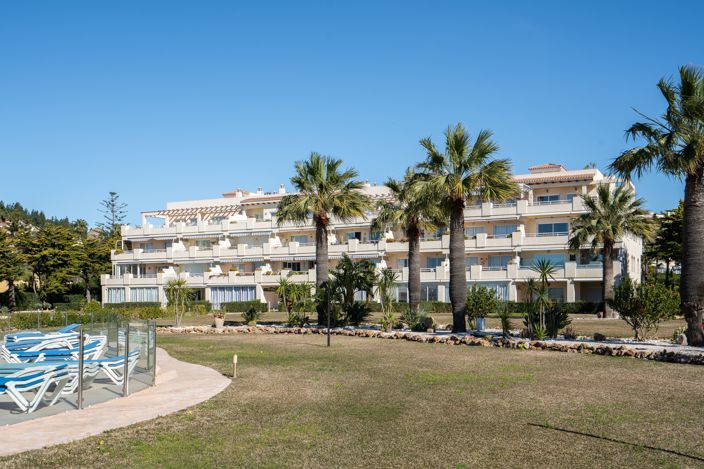 Image No.23-2 Bed Apartment for sale