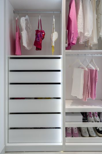 Image No.19-4 Bed House for sale