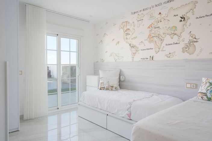 Image No.28-4 Bed House for sale