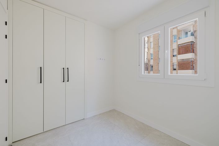 Image No.22-Appartement de 3 chambres à vendre à Málaga City