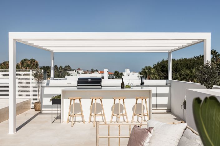 Image No.15-6 Bed Villa for sale