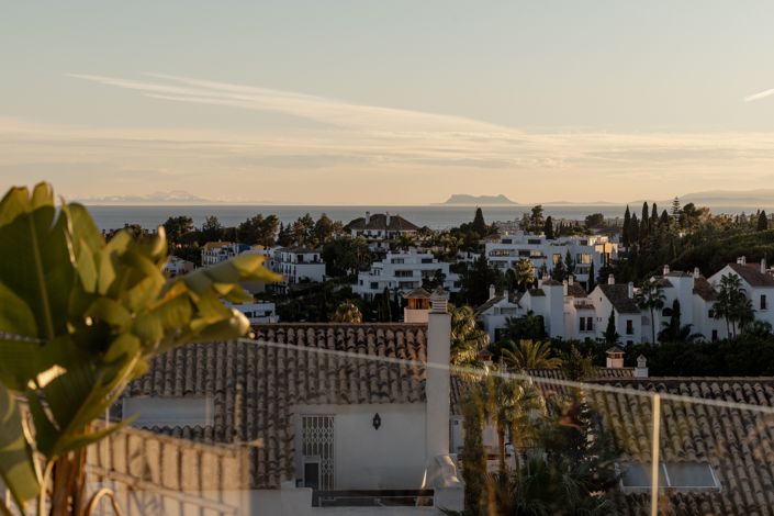 Image No.18-6 Bed Villa for sale