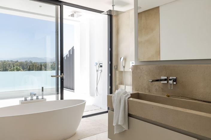 Image No.21-6 Bed Villa for sale