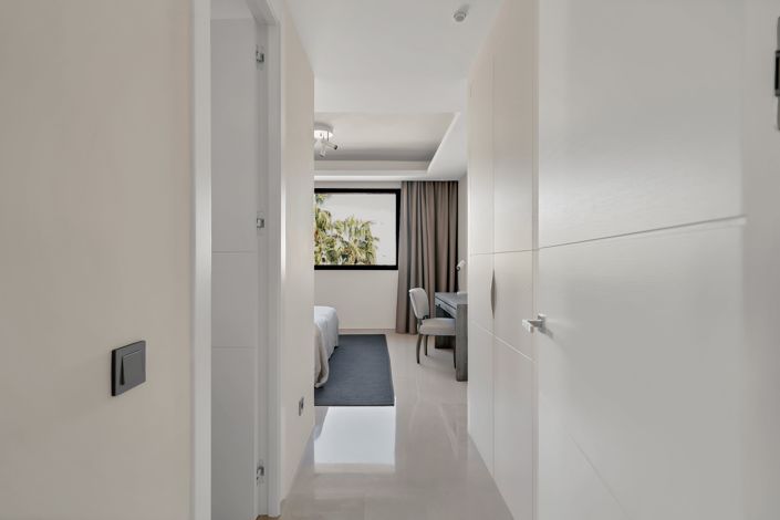 Image No.29-6 Bed Villa for sale