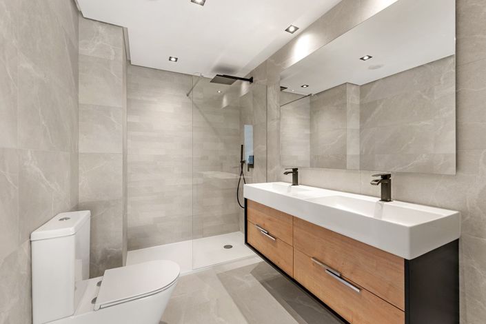 Image No.12-3 Bed Apartment for sale