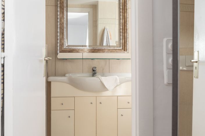 Image No.17-2 Bed Apartment for sale