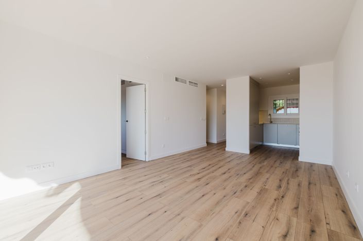 Image No.22-2 Bed Apartment for sale
