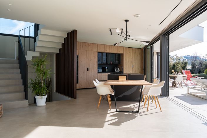 Image No.14-3 Bed House for sale