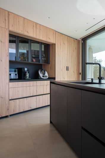 Image No.18-3 Bed House for sale