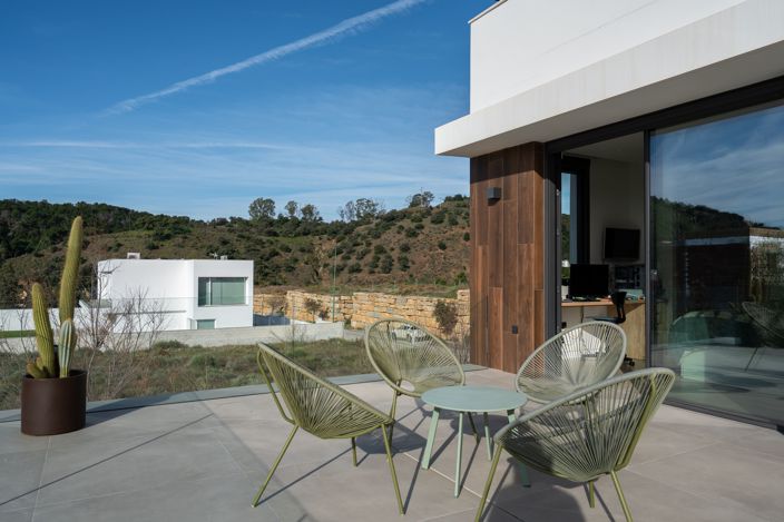 Image No.30-3 Bed House for sale