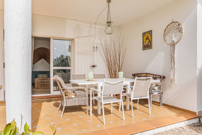 Image No.29-6 Bed Commercial for sale