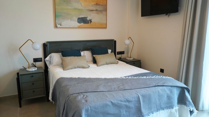 Image No.12-2 Bed Apartment for sale