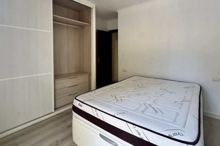 Image No.26-3 Bed Apartment for sale