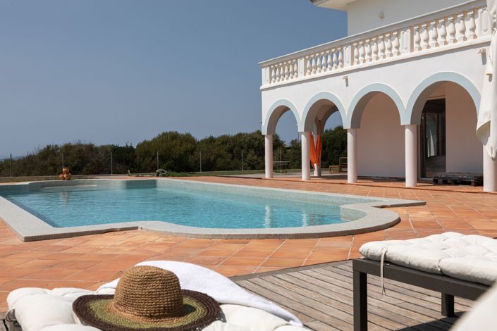 Image No.6-4 Bed House for sale