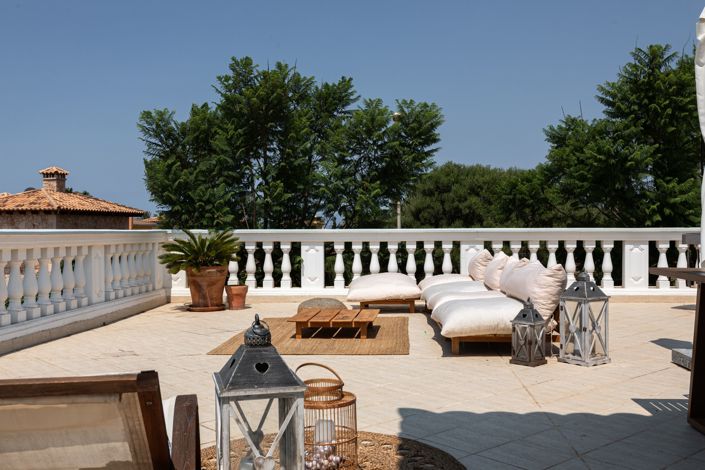 Image No.10-4 Bed House for sale