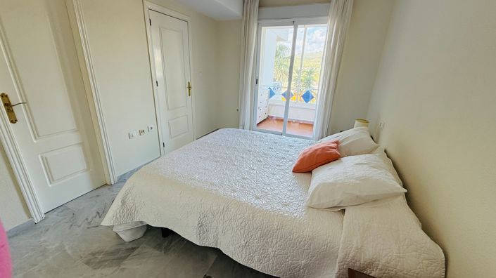 Image No.17-1 Bed Apartment for sale