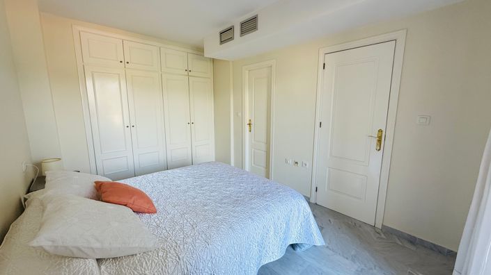 Image No.19-1 Bed Apartment for sale