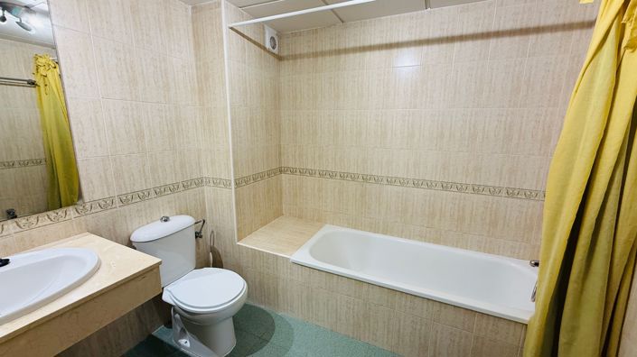 Image No.22-1 Bed Apartment for sale