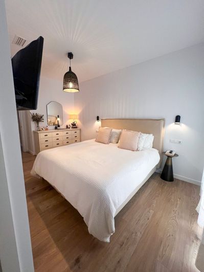 Image No.23-4 Bed Townhouse for sale