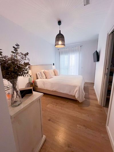 Image No.25-4 Bed Townhouse for sale