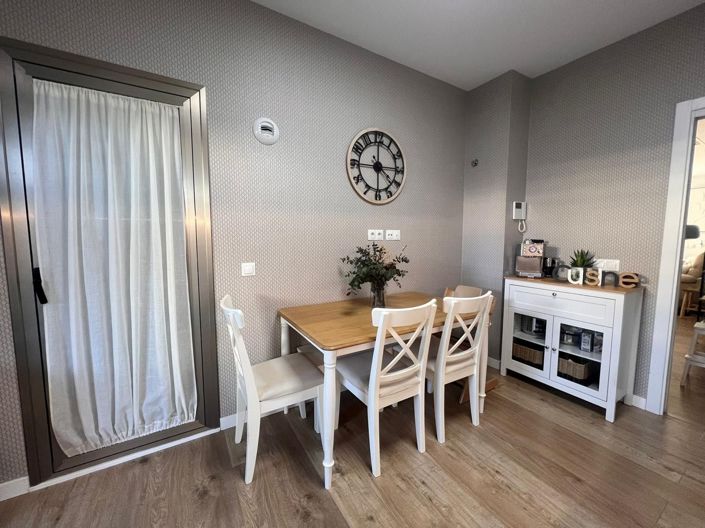 Image No.30-4 Bed Townhouse for sale