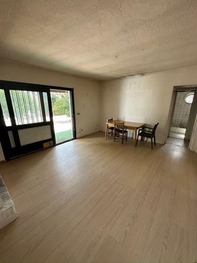 Image No.14-3 Bed House for sale