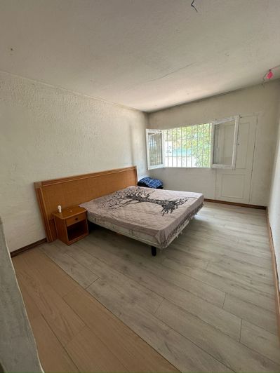 Image No.16-3 Bed House for sale