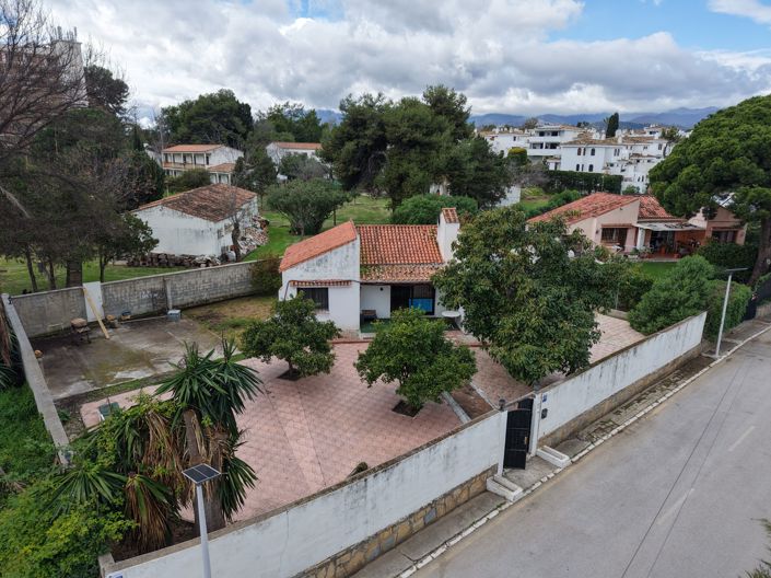 Image No.3-3 Bed House for sale