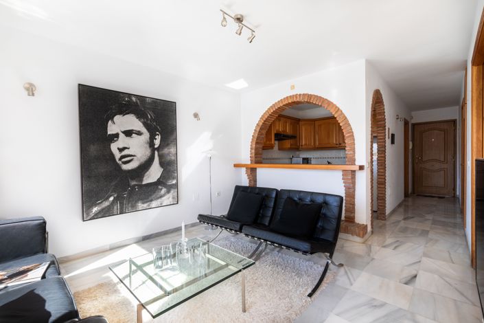 Image No.10-2 Bed Apartment for sale