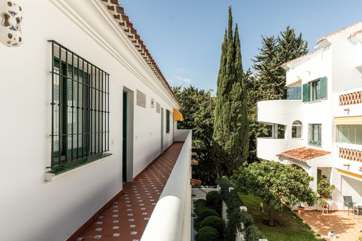 Image No.28-2 Bed Apartment for sale