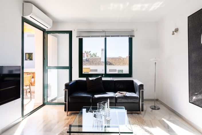 Image No.9-2 Bed Apartment for sale