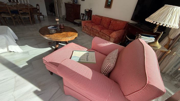 Image No.11-3 Bed House for sale