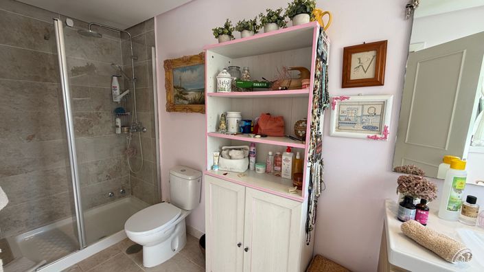 Image No.23-3 Bed House for sale