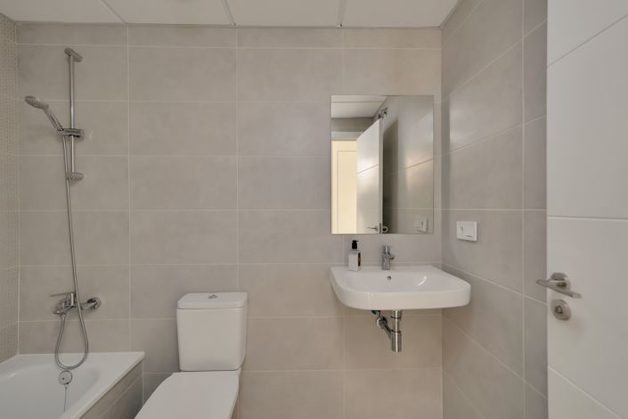 Image No.20-Appartement de 2 chambres à vendre à Estepona