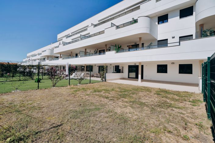 Image No.3-Appartement de 2 chambres à vendre à Estepona