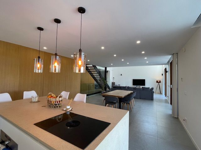 Image No.15-Villa for sale