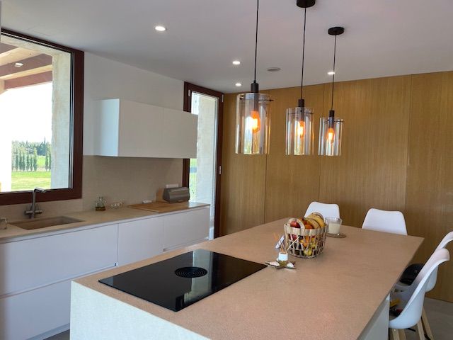 Image No.17-Villa for sale