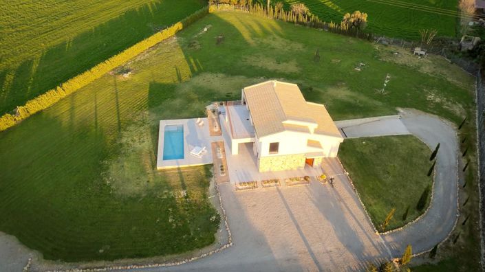 Image No.22-Villa for sale