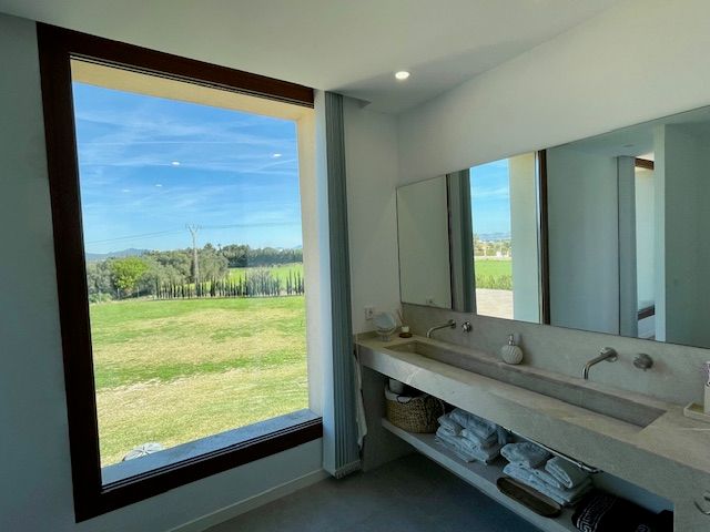 Image No.26-Villa for sale