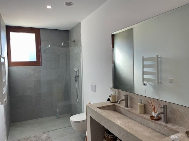 Image No.27-Villa for sale