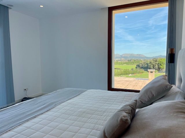 Image No.29-Villa for sale