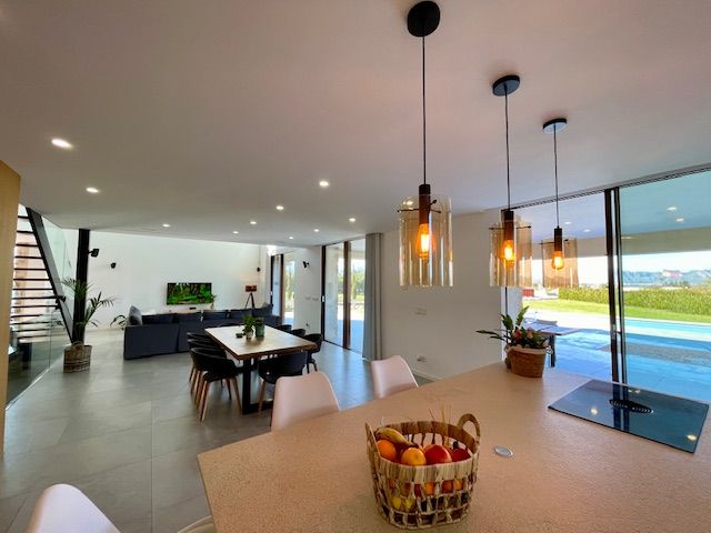 Image No.7-Villa for sale