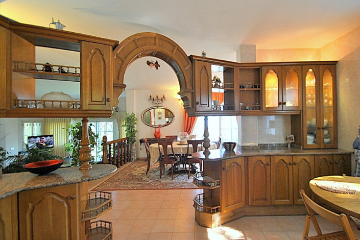 Image No.4-4 Bed House for sale