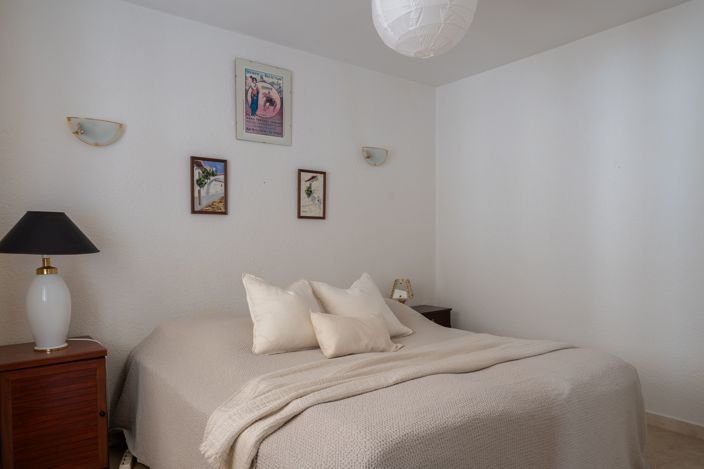 Image No.15-5 Bed Villa for sale