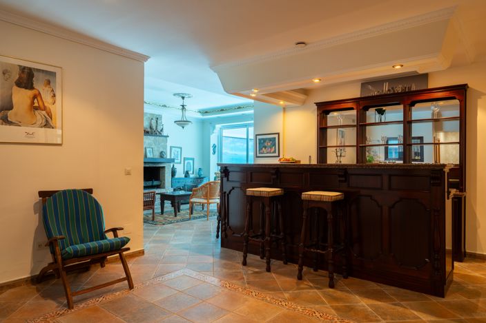 Image No.20-5 Bed Villa for sale